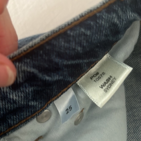 Reformation Fawcett Jeans in Sydney wash as 25 - Picture 3 of 4